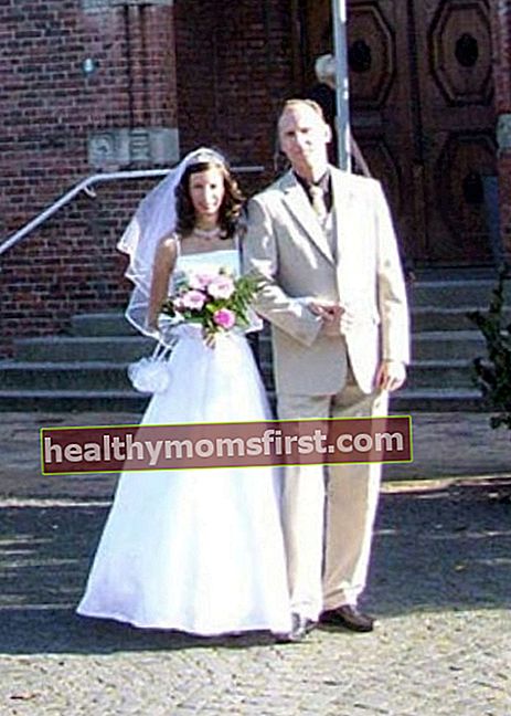 Ioana Spangenberg seperti yang terlihat dalam foto bersama suaminya Jan yang diambil pada hari pernikahan tahun 2006