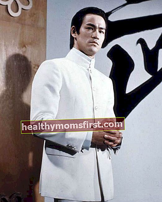 Bruce Lee dalam cuplikan dari filmnya "Fist of Fury"