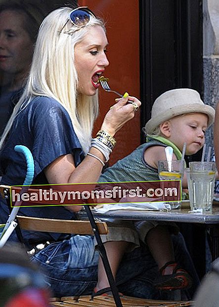 Gwen Stefani makan salad