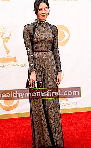 Aubrey Plaza di Penghargaan Emmy Tahunan ke-65