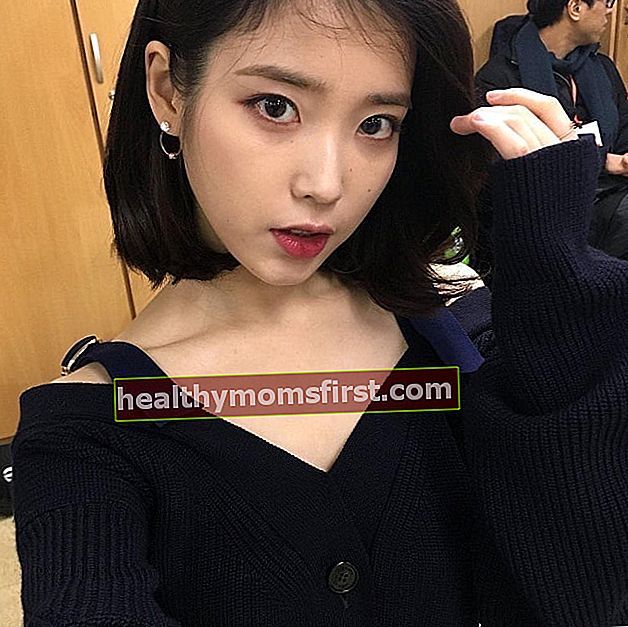 Lee Ji-eun dalam selfie pada Februari 2018