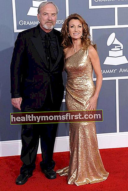 Jane Seymour dan bekas suami James Keach pada Anugerah GRAMMY Tahunan ke-54 pada tahun 2012