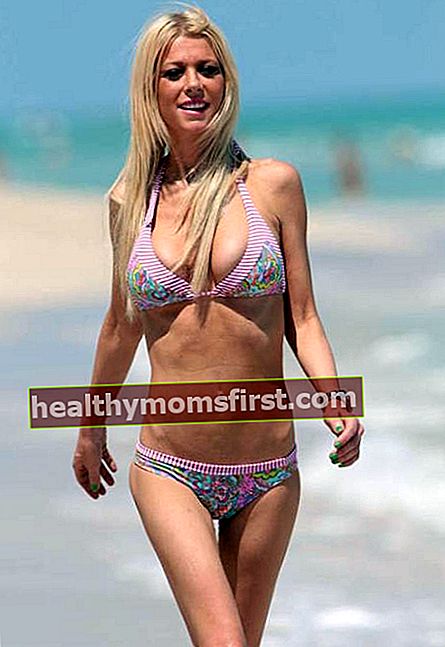 Tara Reid, 30 Mart 2015'te Miami, Florida'da bir plajda mükemmel şeklini sergiliyor.