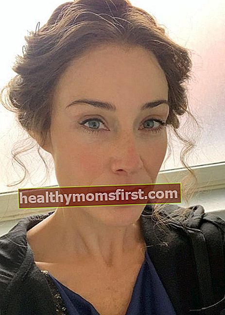 Claire Forlani dalam selfie Instagram dari Januari 2020