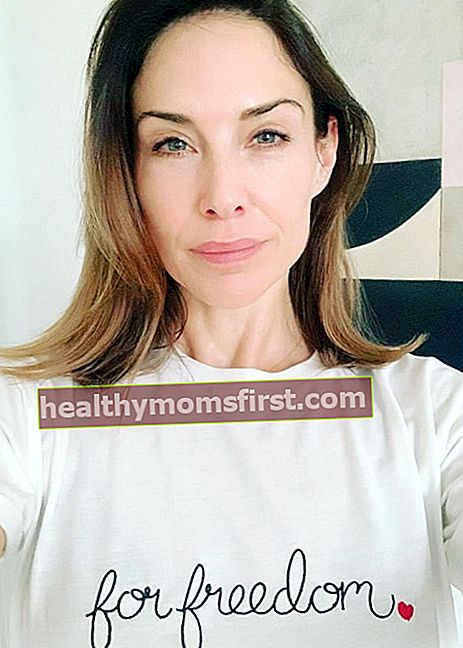 Claire Forlani, Ekim 2019'dan bir Instagram özçekiminde