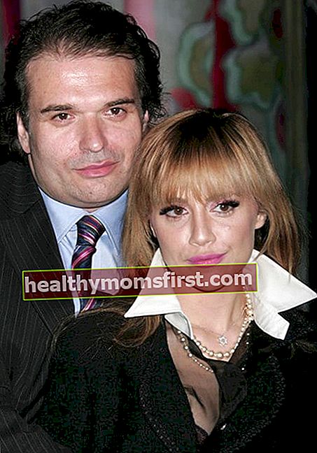 ブリタニーマーフィーと夫のサイモンモンジャック（生きているとき）は、2008年3月19日にプラダで開催された「震えた花」のプラダロサンゼルス上映会に出席しました。