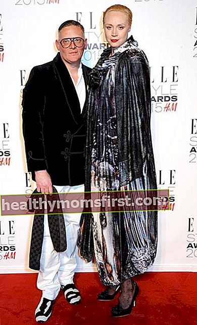 Elle Style Awards 2015에서 Gwendoline Christie와 Giles Deacon