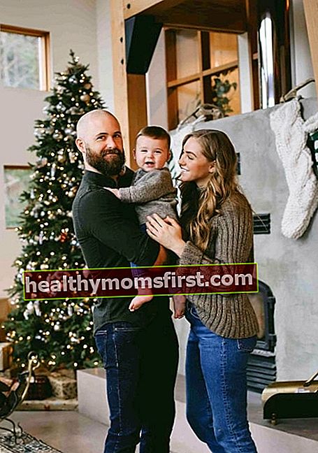 Джессіка Сіпос у грудні 2020 року весела і світла зі своєю сім'єю, що є найбільш важливим