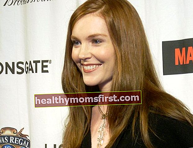 Darby Stanchfield di Teater El Rey pada Oktober 2008