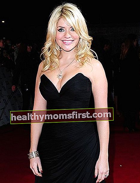 UKTV National Television Awards2014でのHollyWilloughby