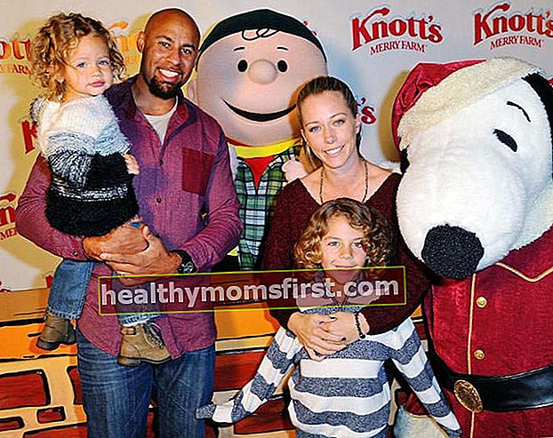 Kendra Wilkinson dan Hank Baskett bersama 2 orang anak