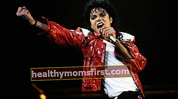 Michael Jackson tampil di konser di akhir tahun delapan puluhan