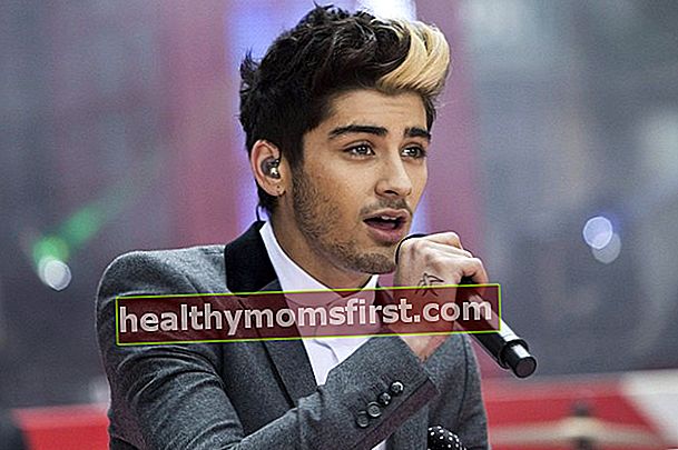 Zayn Malik tampil dari band One Direction di Today's Show di New york