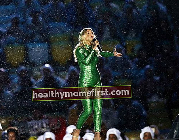 Julia Michaels membuat persembahan semasa Majlis Penutupan Sukan Olimpik Rio pada bulan Ogos 2016