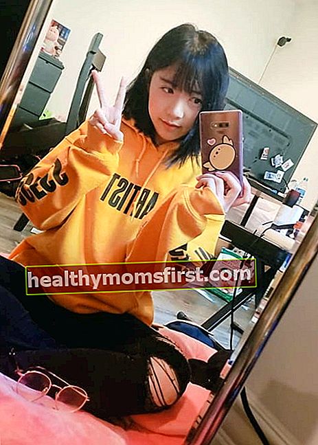 LilyPichu dalam selfie pada Oktober 2019