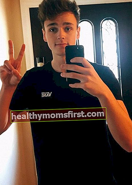 Jonah Marais dalam selfie Instagram seperti yang terlihat pada November 2017