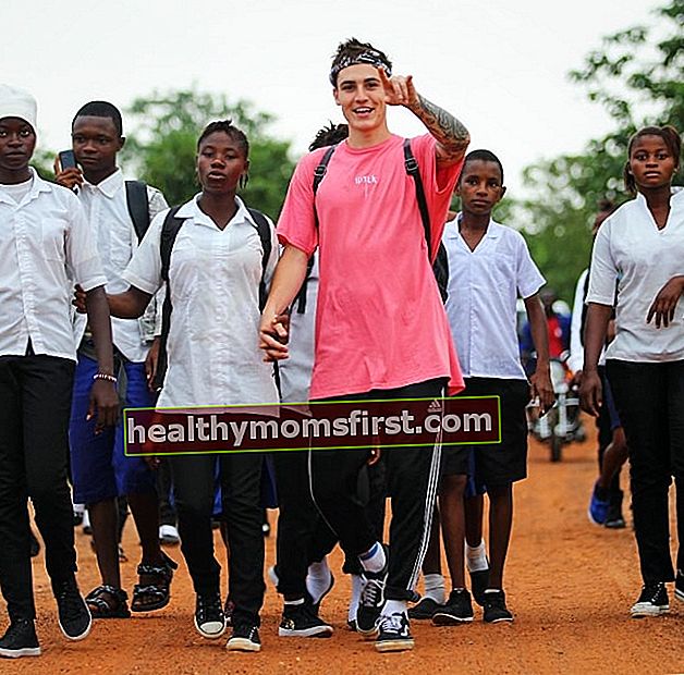 Sam Wilkinson di Freetown, Sierra Leone pada bulan Julai 2017