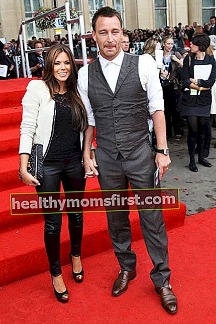 John Terry bersama istrinya Toni Poole di pemutaran perdana dunia Harry Potter and the Deathly Hallows Part 2 pada 7 Juli 2011