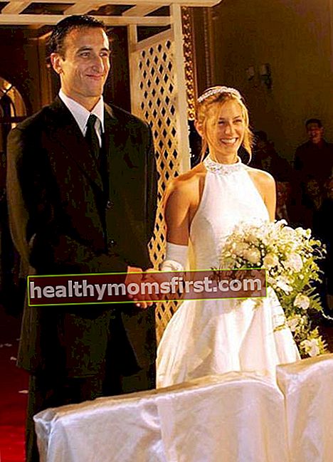 Manu Ginobili dan Marianela Orono pada hari pernikahan mereka di tahun 2004