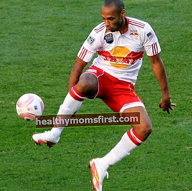 Pemain New York Red Bulls Thierry Henry terlihat saat pertandingan melawan Real Salt Lake pada tahun 2011