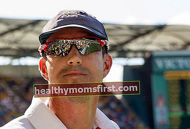 Kevin Pietersen selama seri Tes Ashes 2013/2014 Hari 3 Tes Pertama