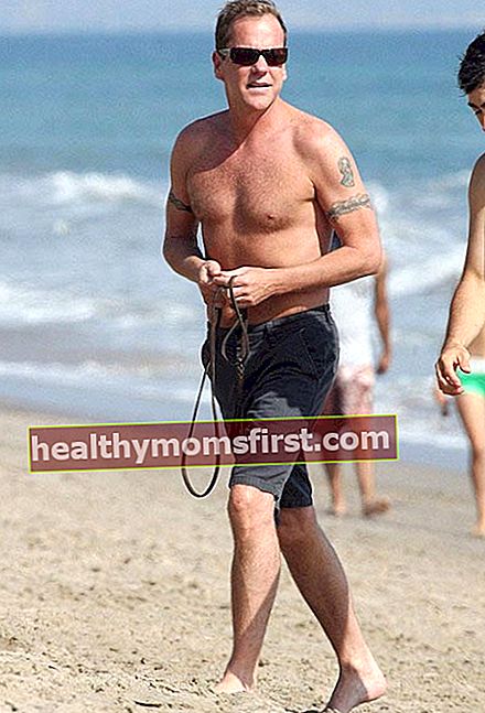 Badan tanpa baju Kiefer Sutherland