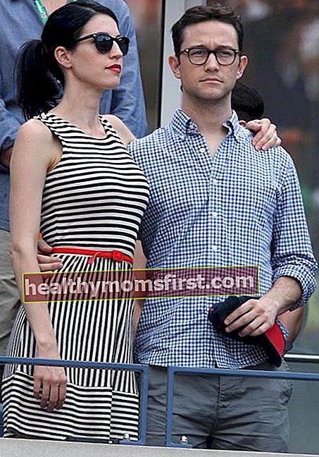 Joseph Gordon-Levitt bersama istrinya Tasha McCauley di AS Terbuka 2014