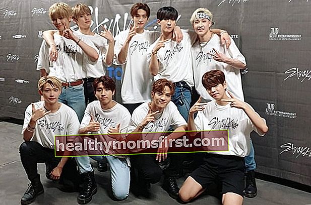Anggota 'Stray Kids' terlihat saat berpose untuk foto grup pada Agustus 2019