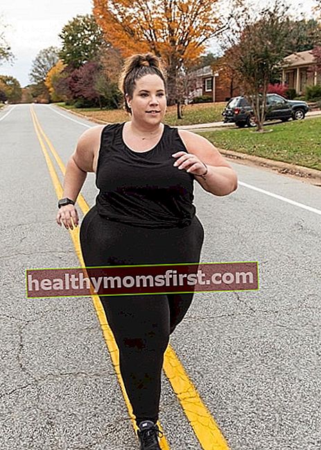 Whitney Way Thore seperti yang terlihat saat berlari di jalan pada Januari 2019