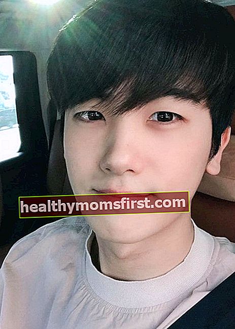 Park Hyung-sik dalam selfie Instagram seperti yang terlihat pada Mei 2019