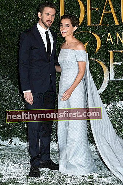 Dan Stevens, Şubat 2017'de Beauty and the Beast'ın galası için Londra'daki Spencer House'da başrol oyuncusu Emma Watson'la birlikte.