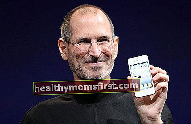 Steve Jobs mengungkapkan iPhone 4 di Worldwide Developers Conference 2010