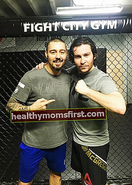 Daniel Portman (Kanan) dengan Dan Hardy di Fight City Gym