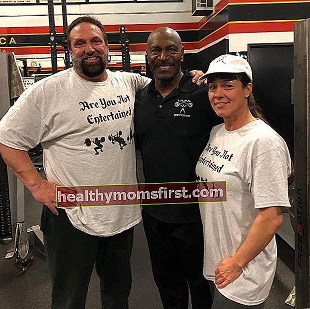 Lee Haney bersama rakan-rakannya seperti yang terlihat pada Januari 2019 di Gold's Gym Venice, California