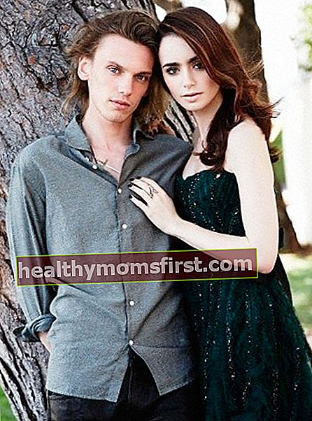 Jamie Campbell Bower dan Lily Collins