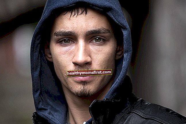 Robert Sheehan Tinggi, Berat, Umur, Statistik Tubuh