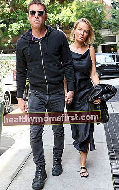 Sam Worthington และ Lara Bingle ออกจากโรงแรม NYC ในเดือนกันยายน 2014