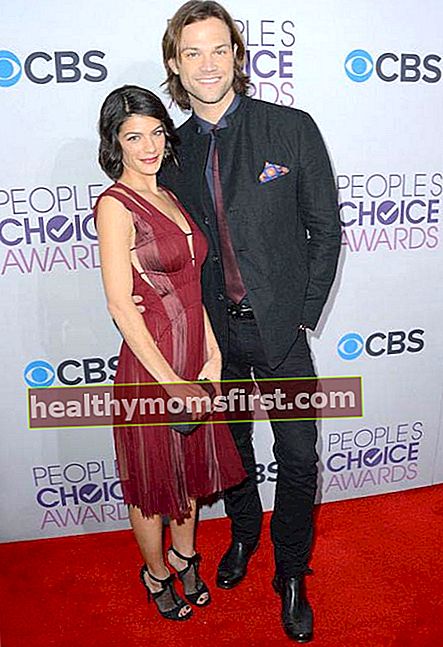 Jared Padalecki bersama istrinya, Genevieve Cortese di People’s Choice Awards pada Januari 2011