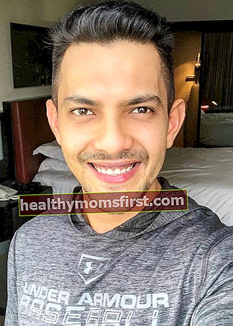 Aditya Narayan dalam selfie Instagram pada Juli 2018