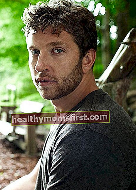 Brett Eldredge ในการถ่ายทำภาพยนตร์เรื่อง Atlantic Recording ในปี 2008