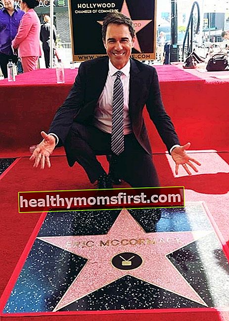 Eric McCormack seperti yang terlihat di Hollywood Walk of Fame pada September 2018