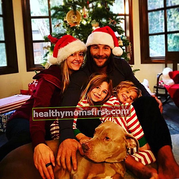 2017年12月に見られたザックマッゴーワンと彼の家族
