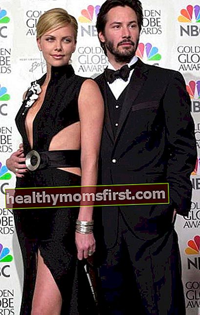 Keanu Reeves dan Charlize Theron di Penghargaan Golden Globe Tahunan ke-58 pada Januari 2001