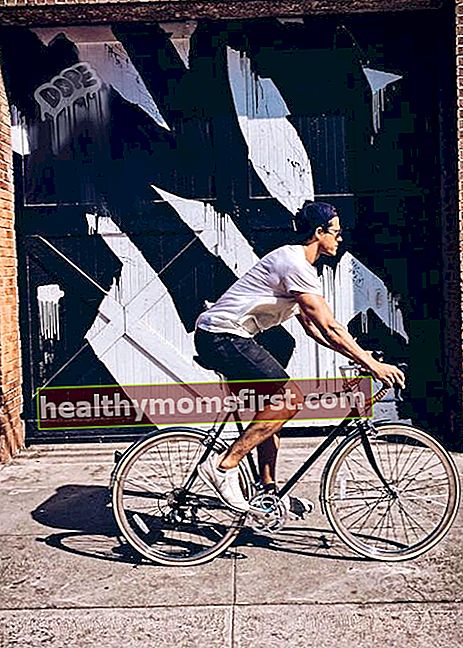 Kyle Harris, Temmuz 2017'de görüldüğü gibi bisiklete biniyor