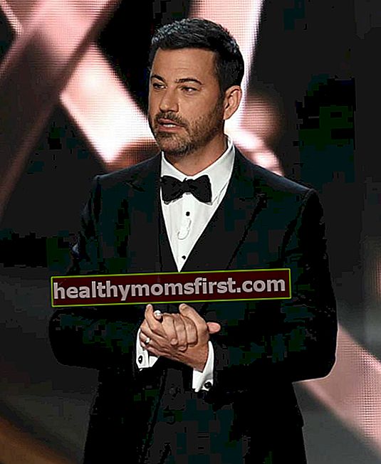 Jimmy Kimmel di Primetime Emmy Awards ke-68 pada 18 September 2016
