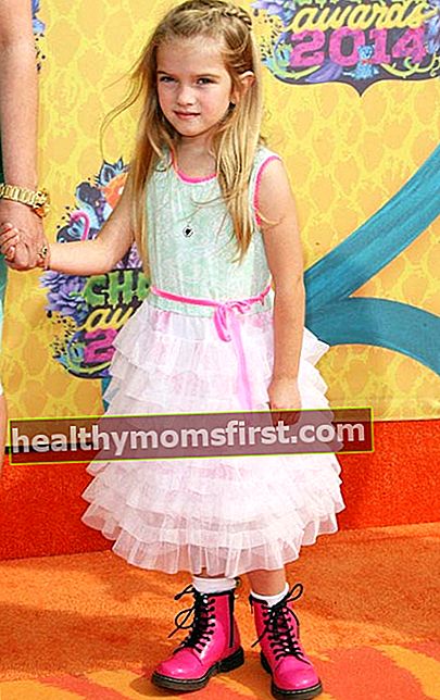 Mia Talerico di 27th Annual Kids Choice Awards pada tahun 2014