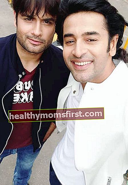Vivian Dsena dengan Shashank Vyas dalam selfie