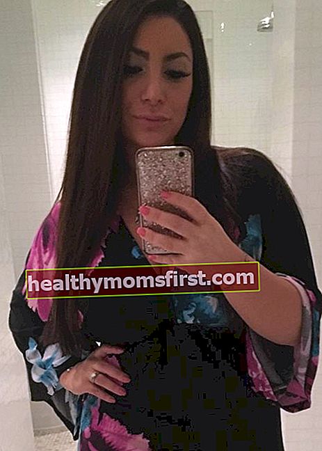 Deena Nicole Cortese dalam selfie seperti yang dilihat pada bulan April 2018