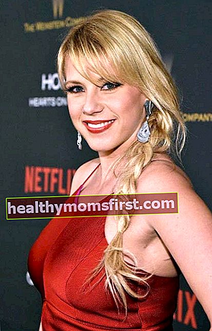 Jodie Sweetin di The Weinstein Company dan Netflix Golden Globe Party pada Januari 2016